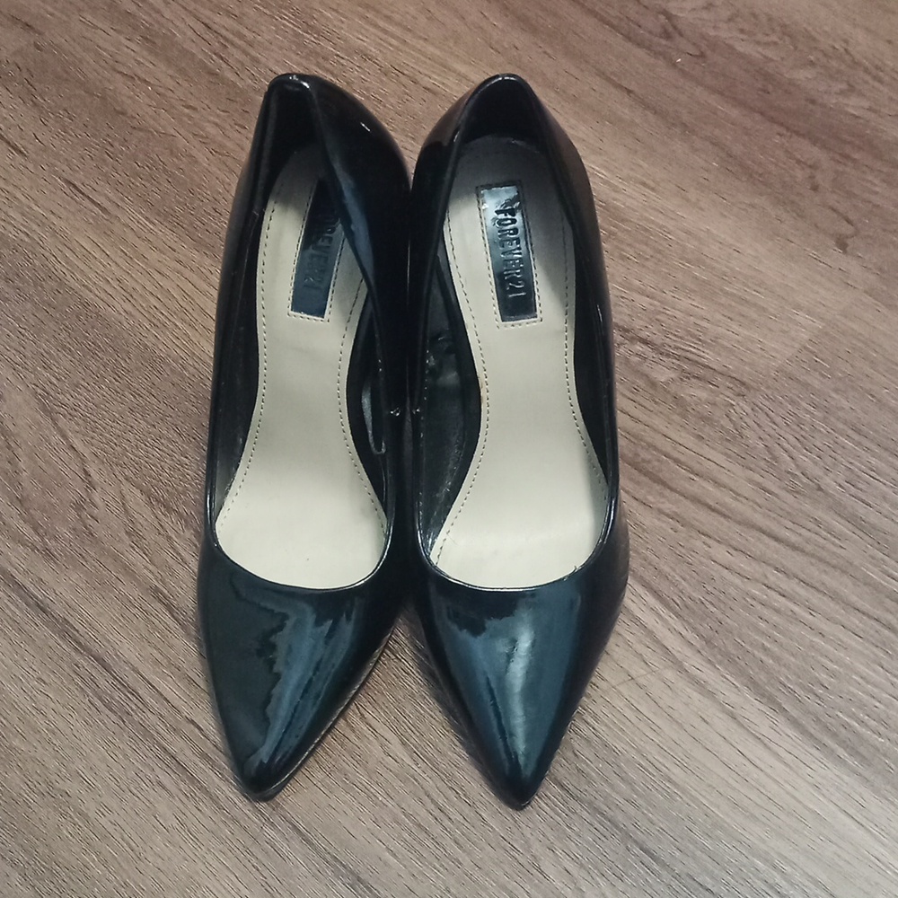 Forever 21 Black heels